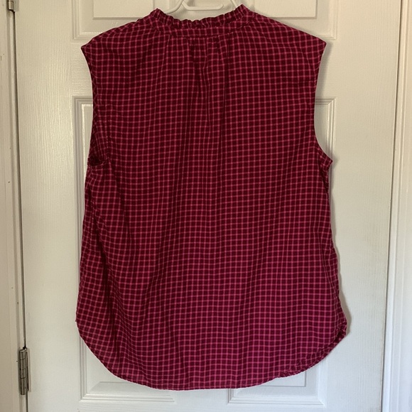 Pink checkered sleeveless blouse - Picture 2 of 5